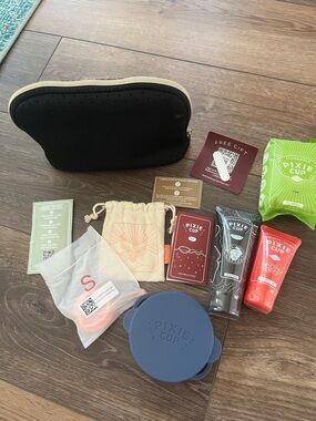 Women’s Menstrual Cup Starter Kit – Blue & Black